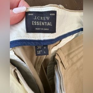 J Crew men’s khaki Bermuda shorts size 30 x11